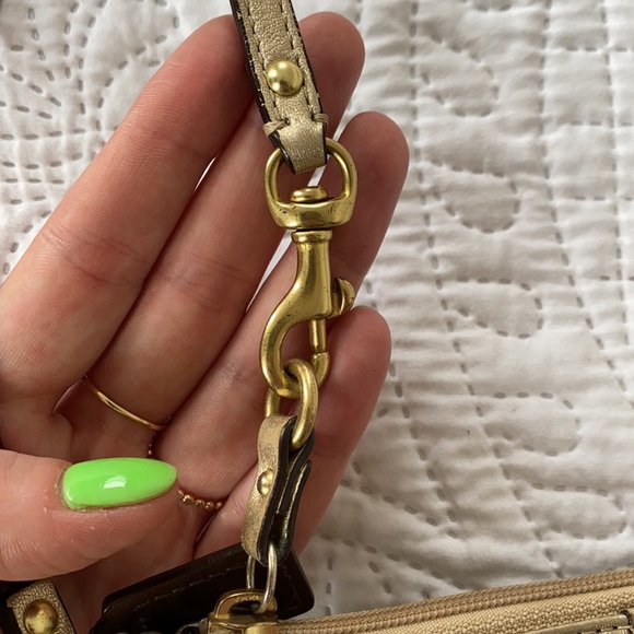 Coach wristlet - Picture 5 of 5